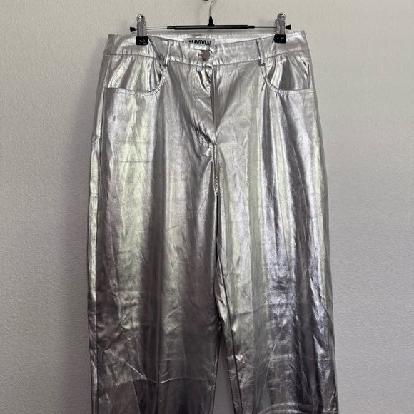 NWT Amylynn Silver Straight Leg Metallic Trousers Pants Large - Picture 3 of 8